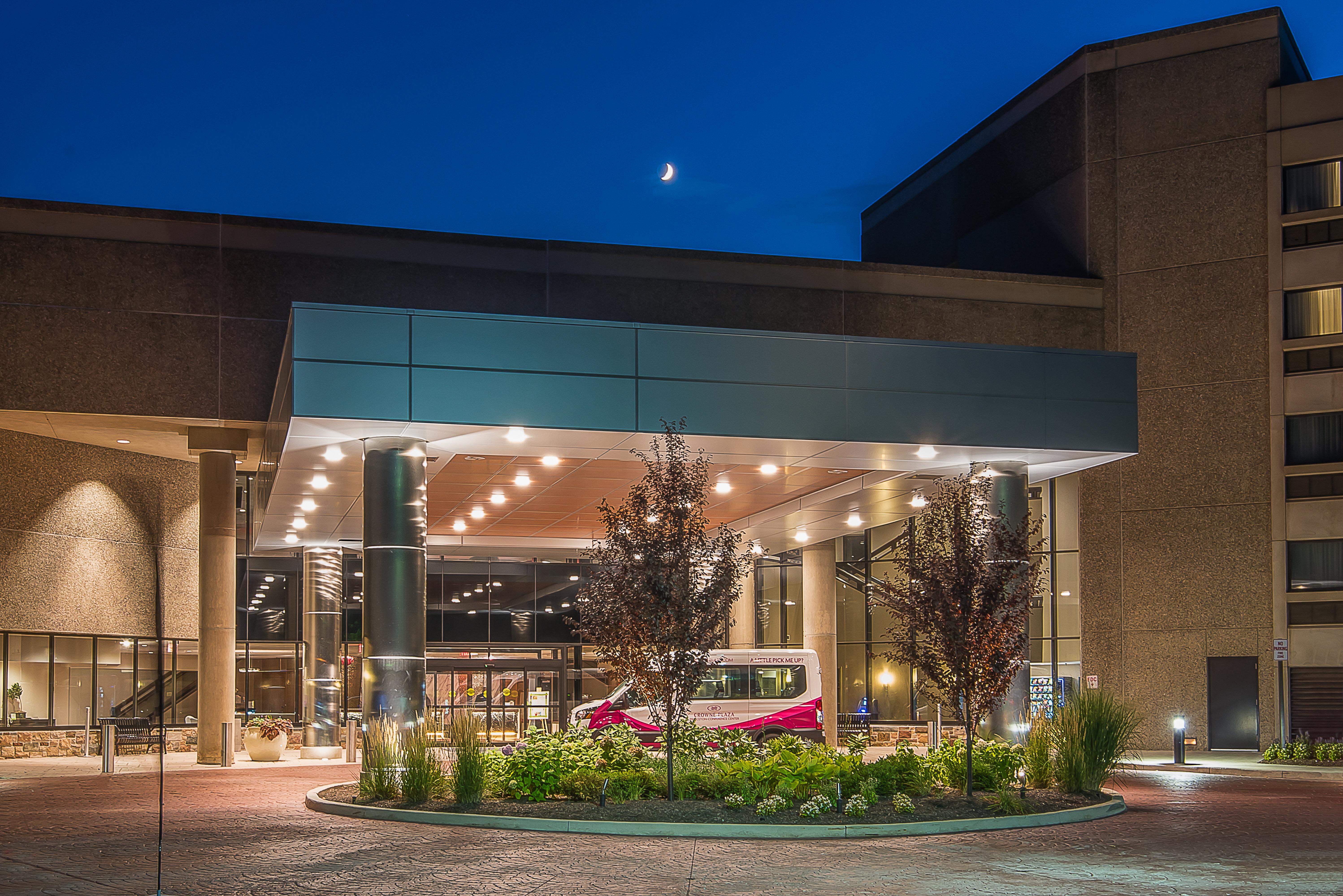 Crowne Plaza Princeton - Conference Center By Ihg Екстер'єр фото