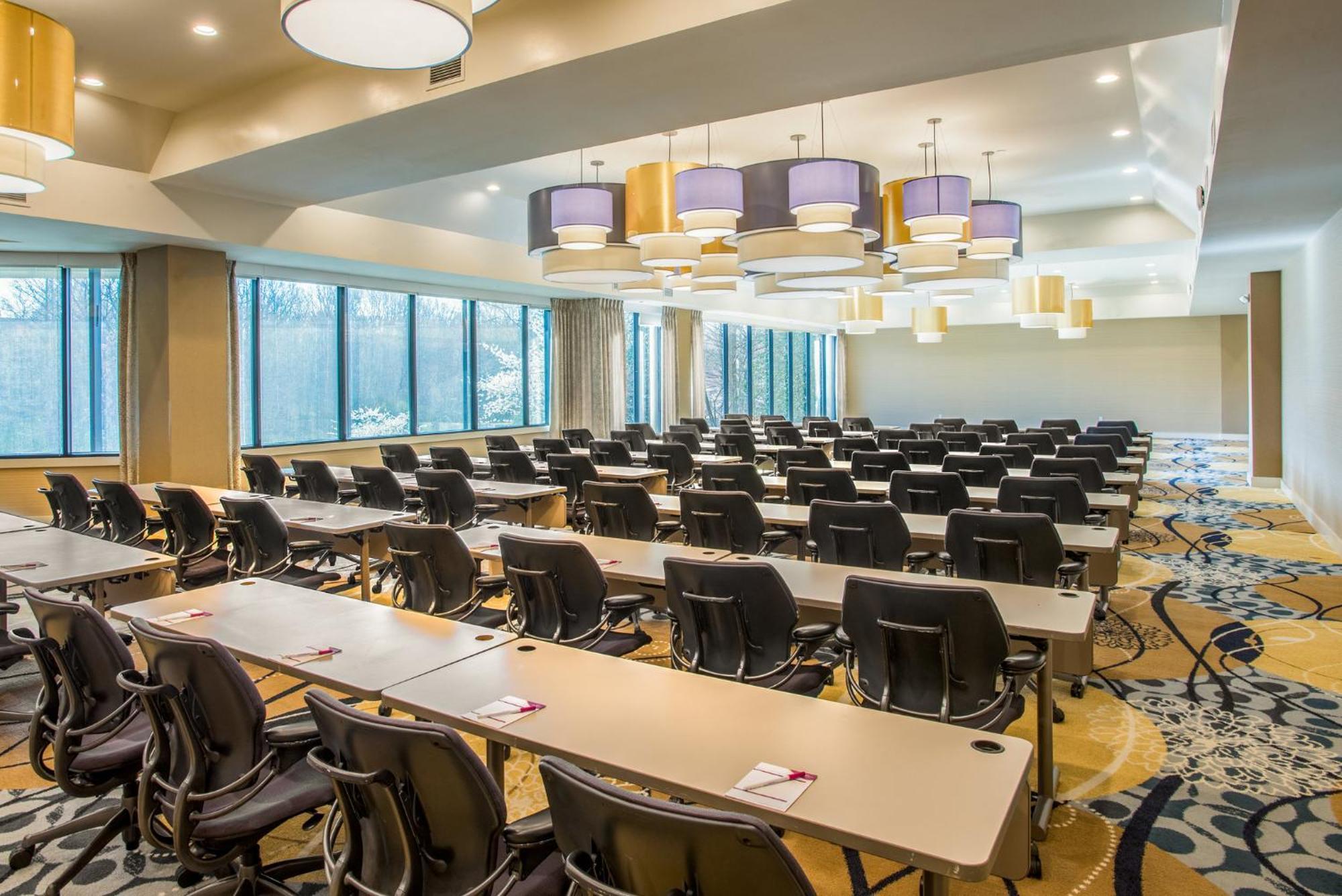 Crowne Plaza Princeton - Conference Center By Ihg Екстер'єр фото