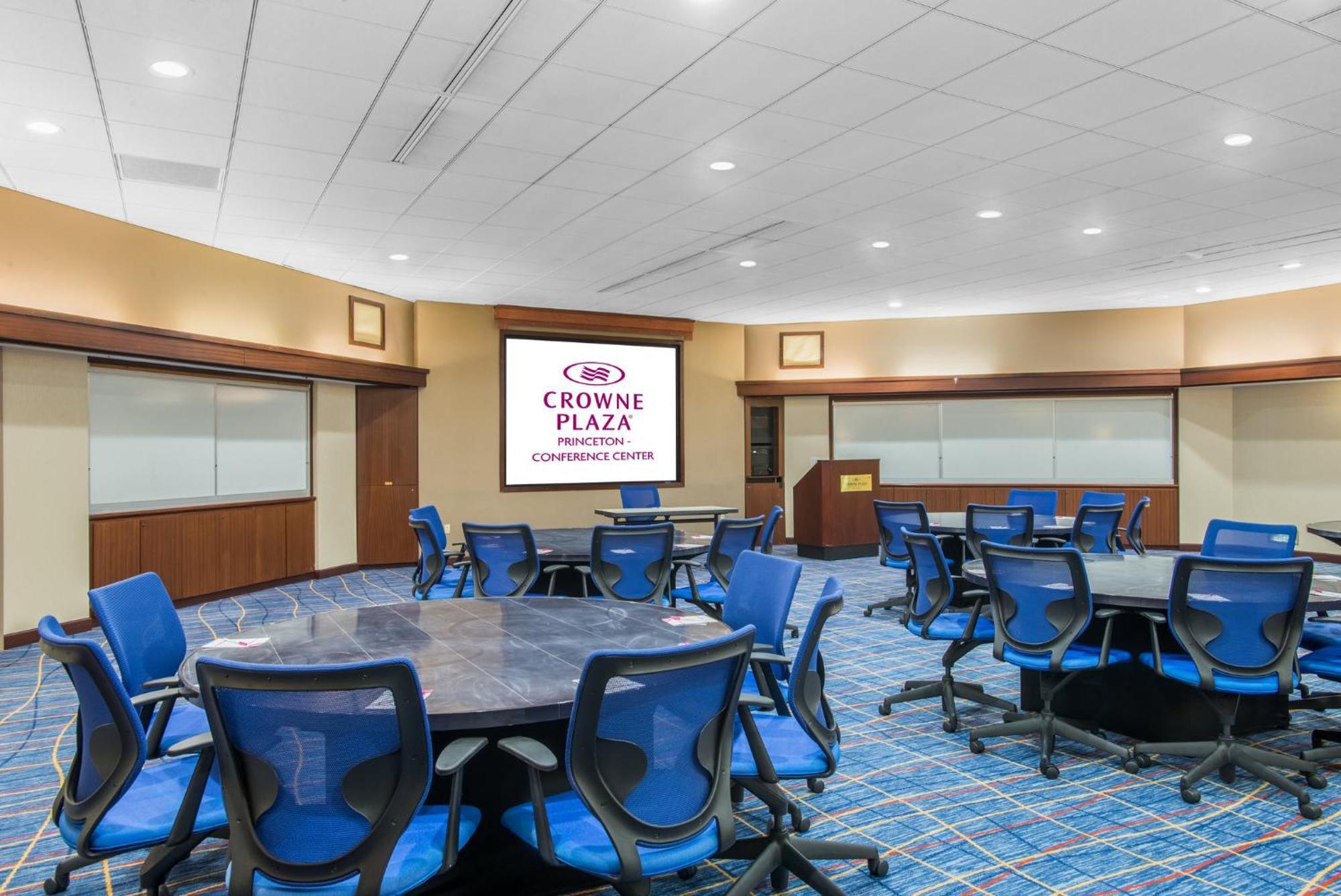 Crowne Plaza Princeton - Conference Center By Ihg Екстер'єр фото