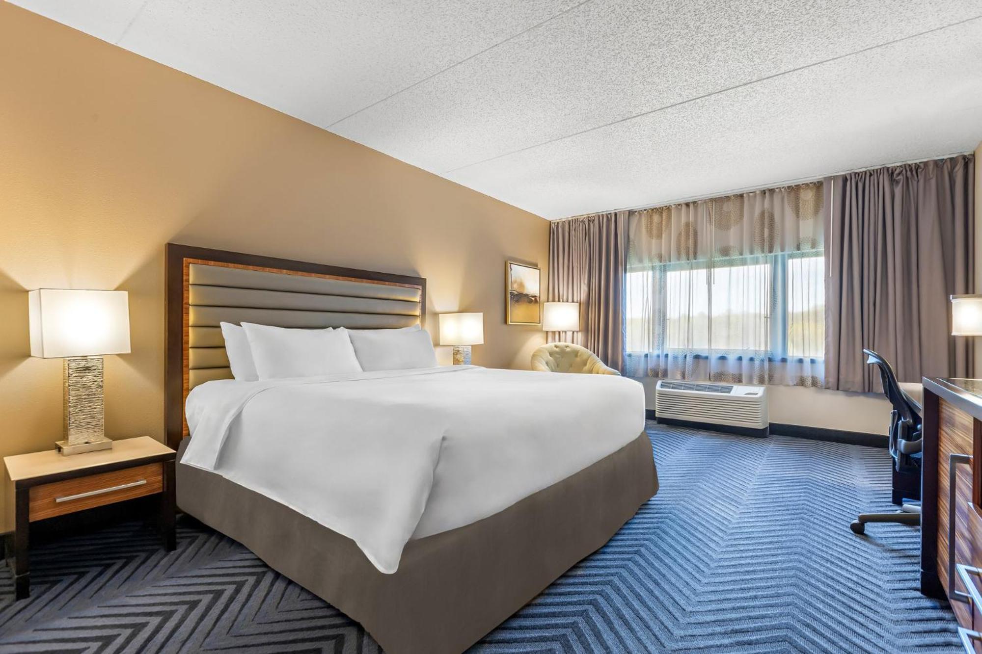 Crowne Plaza Princeton - Conference Center By Ihg Екстер'єр фото
